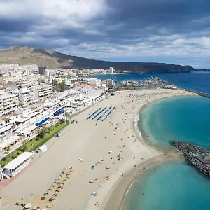 Playa , Los Cristianos (Tenerife) Španělsko