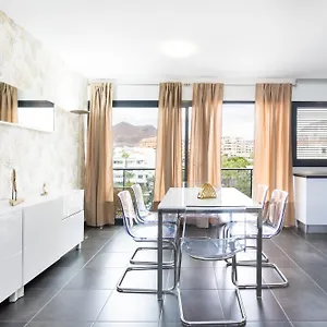 New Center Cristianos Apartment